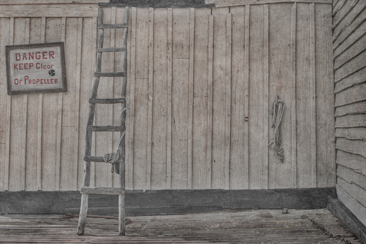 danger-keep-clear-of-propeller-rabirius