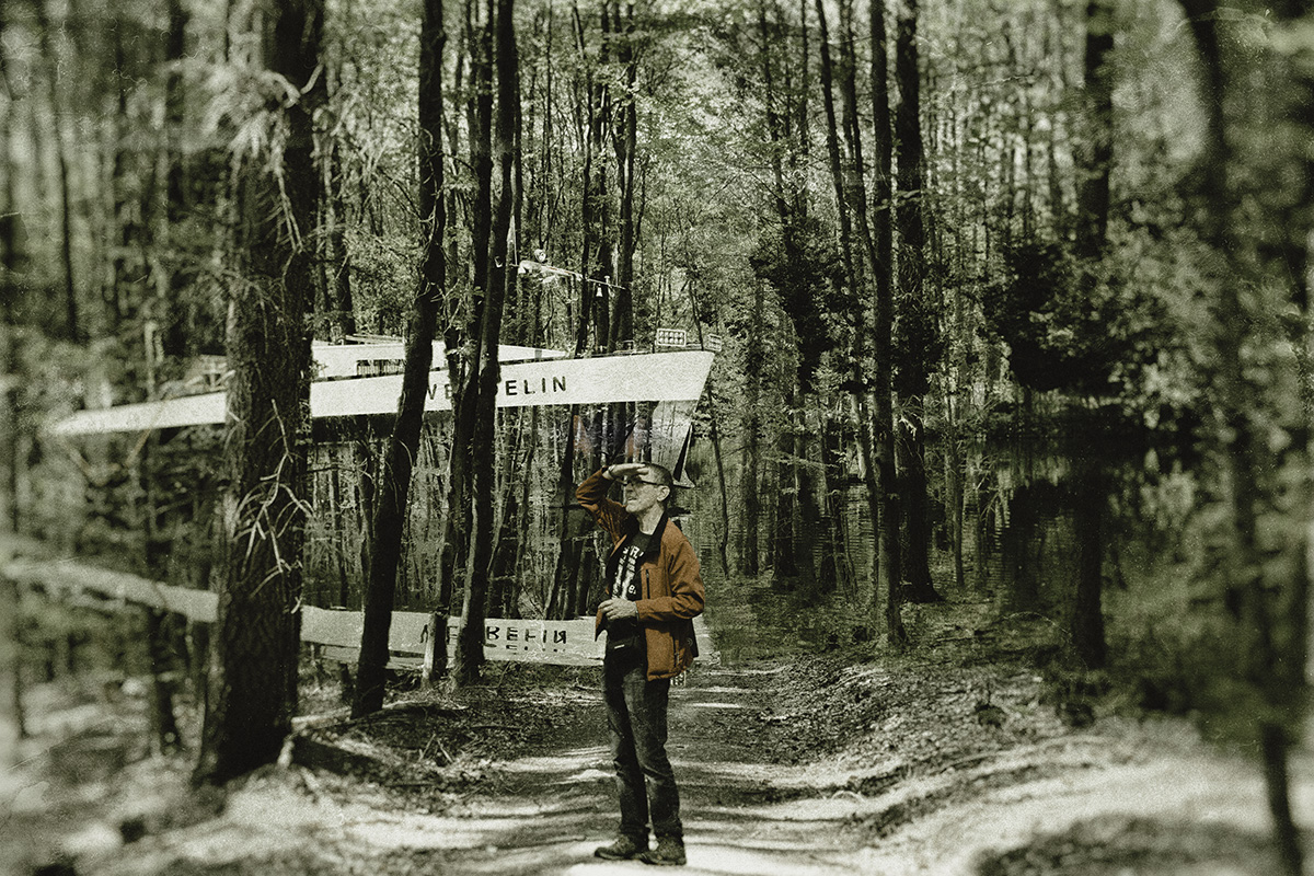 Looking for Ships in the Forst 